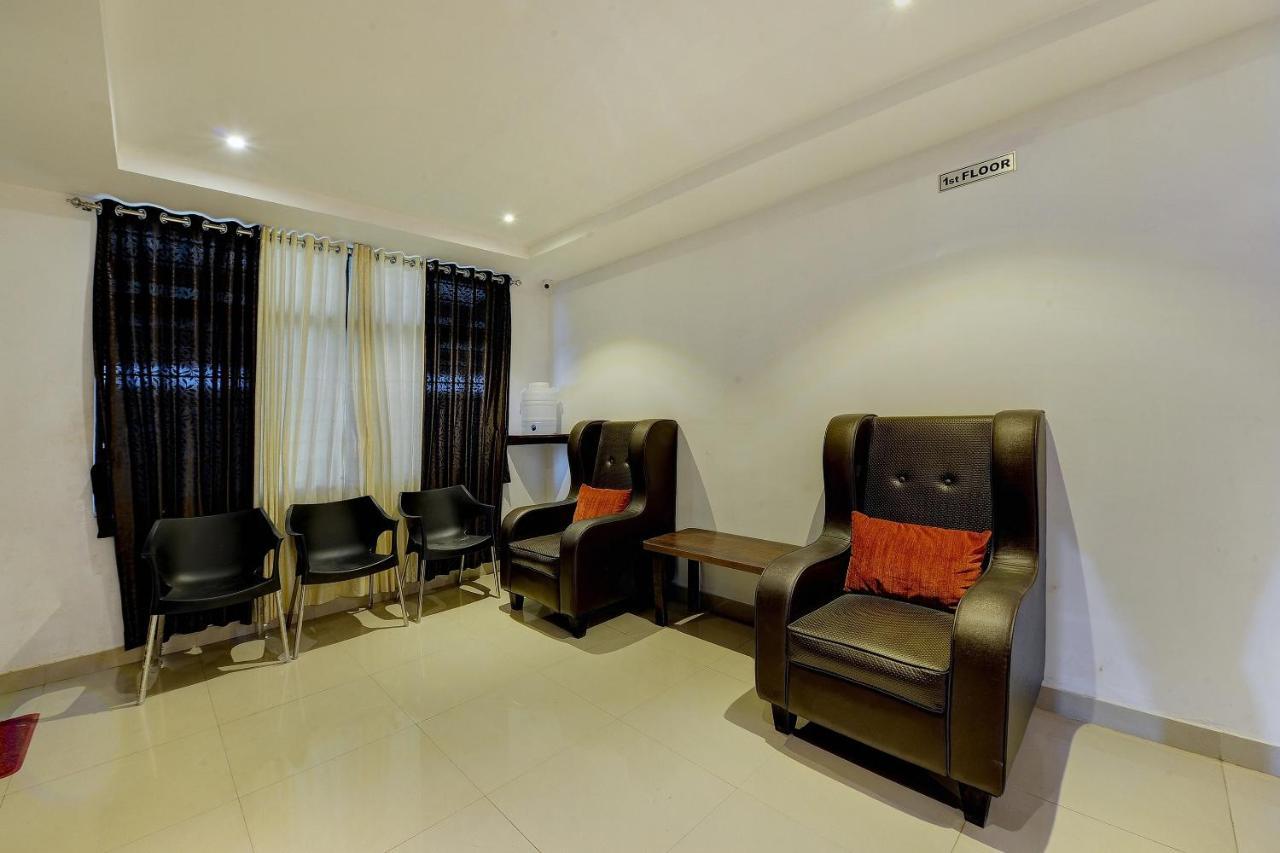 Capital O Hotel Samanvi International Belur  Екстер'єр фото